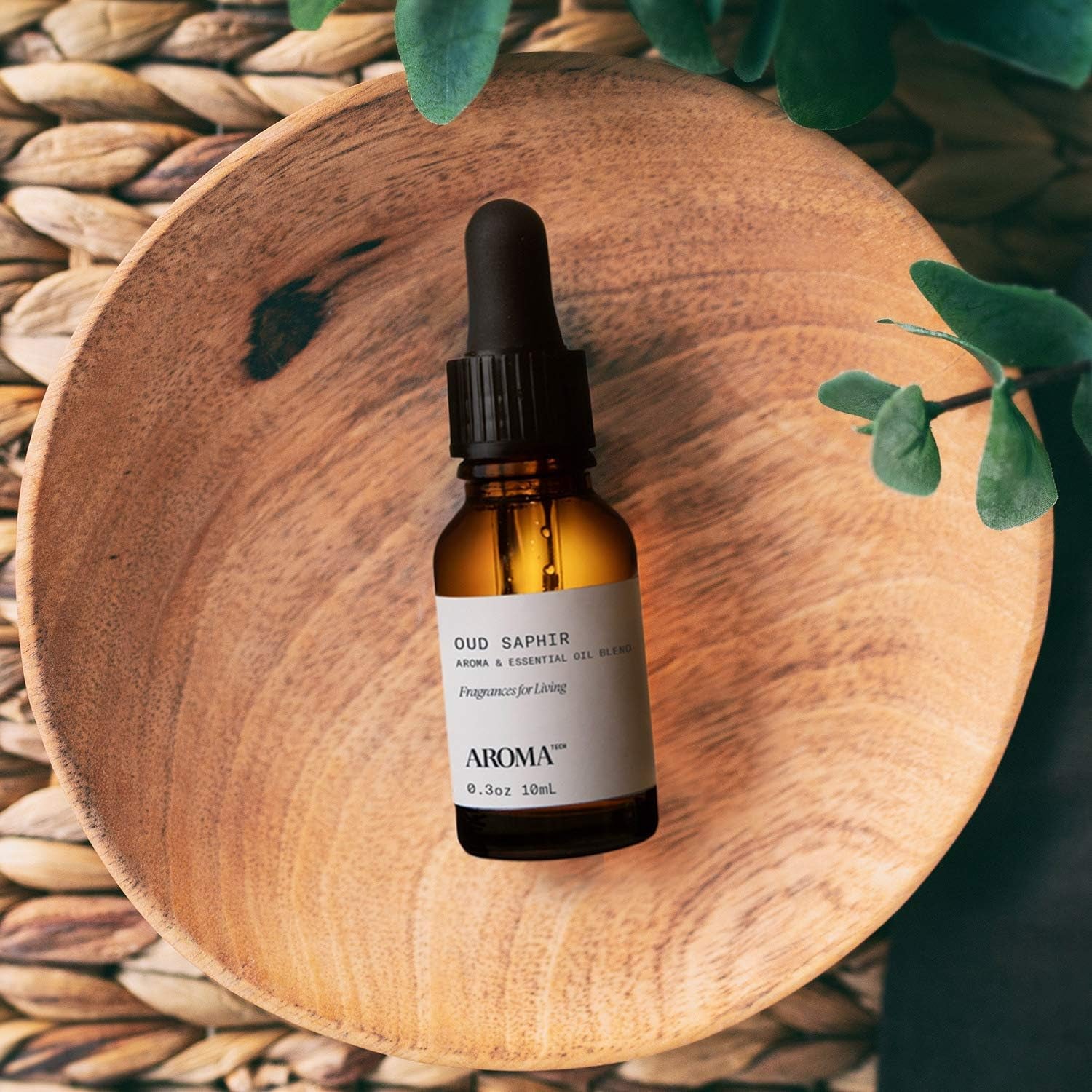 Oud Saphir Aroma Essential Oil Blend: Luxury Hotel Inspired Aromatherapy with for Ultrasonic Diffusers & Nebulizers (10 Ml)