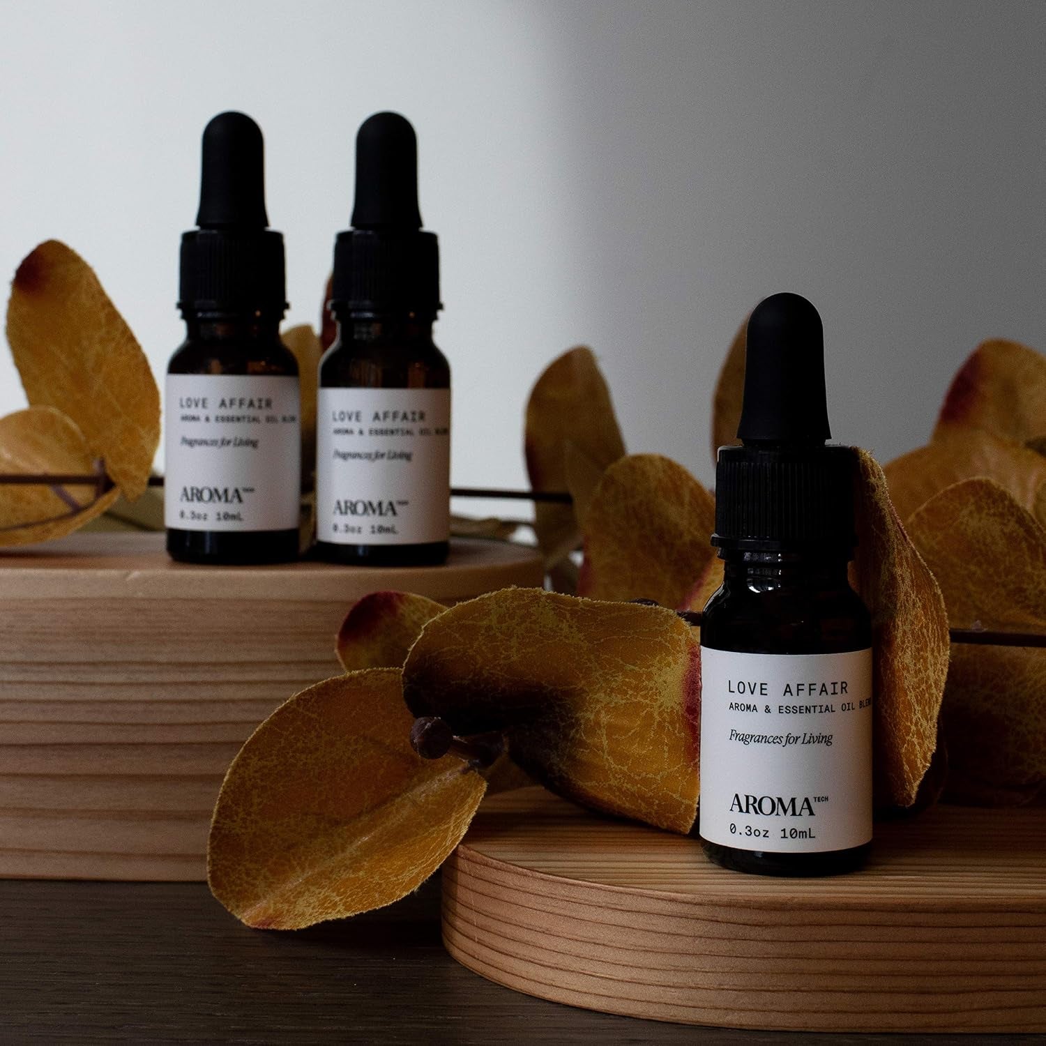 Santal & Love Affair Set | Aroma Diffuser Essential Oils Blend of Santal Cardamom, Papyrus, Musk | Love Affair Jasmin, Saffron, Cedar, Ambergris - 10 Milliliter