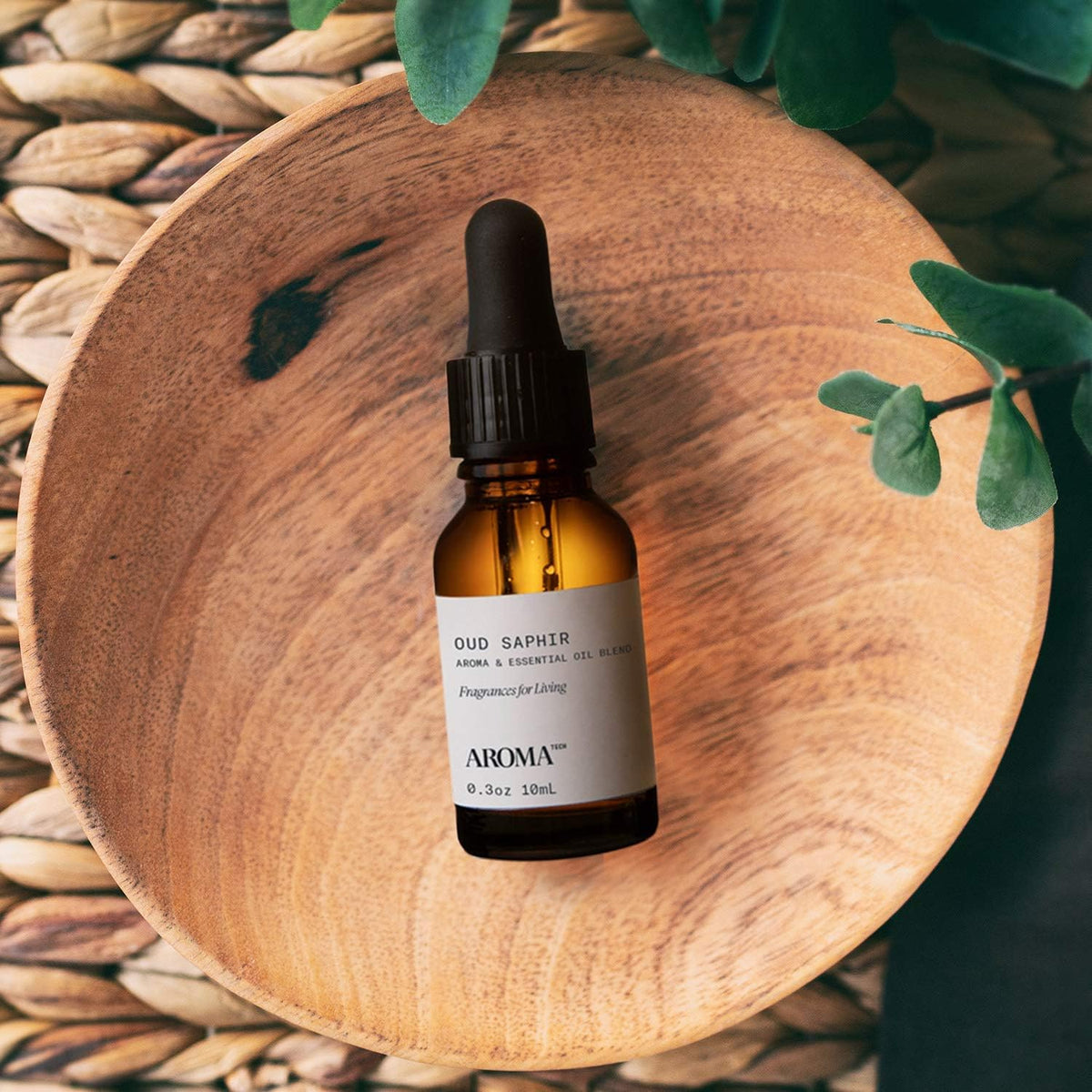 Oud Saphir Aroma Essential Oil Blend: Luxury Hotel Inspired Aromatherapy with for Ultrasonic Diffusers & Nebulizers (10 Ml)