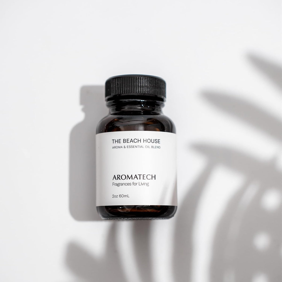the Beach House Aroma Essential Oil Blend: Luxury Hotel Inspired Aromatherapy with Bergamot, Coconut Milk & Sandalwood for Ultrasonic Diffusers & Nebulizers - 16 Fl Oz, 500 Ml