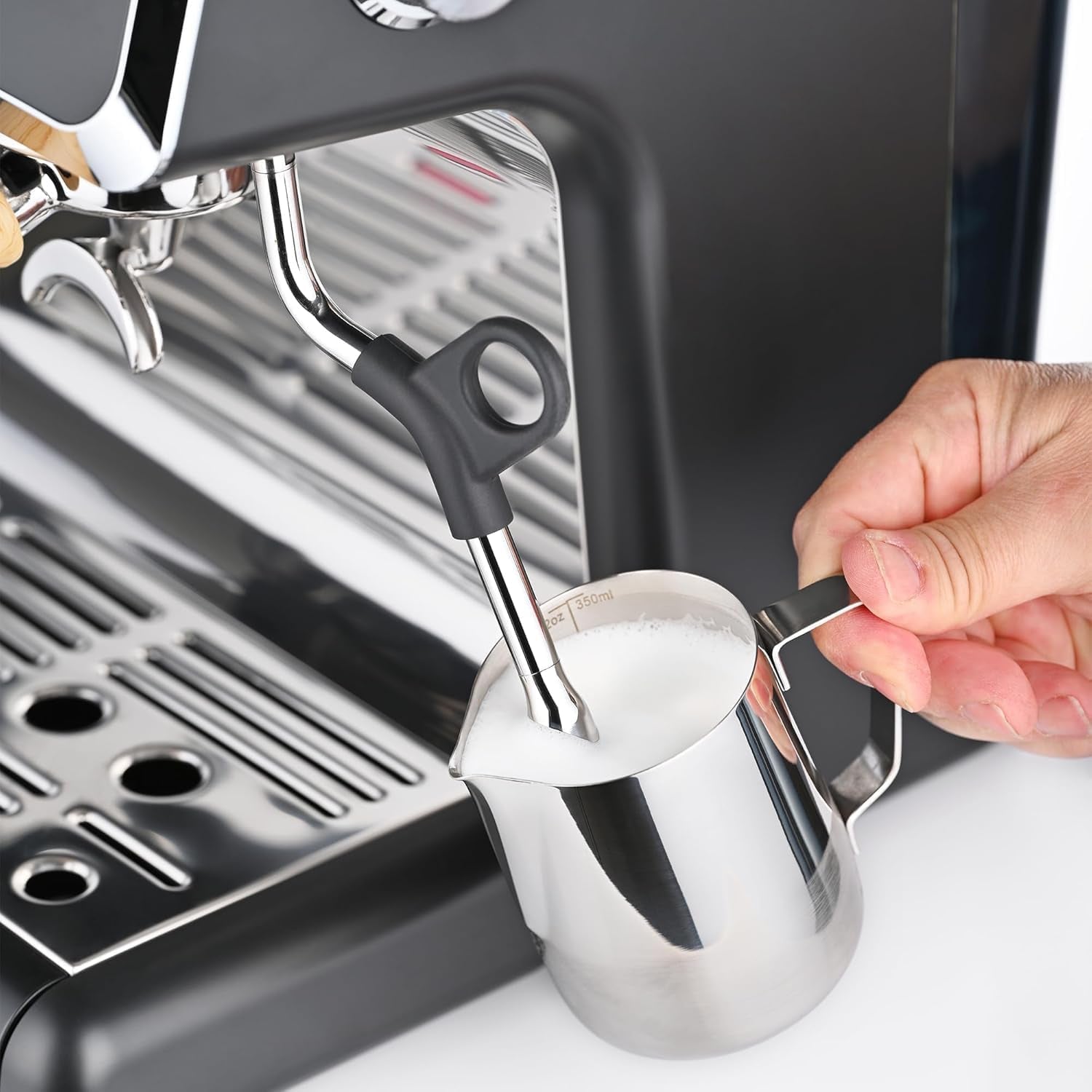 Fully Automatic 19 Bar Espresso Machine with Grinder