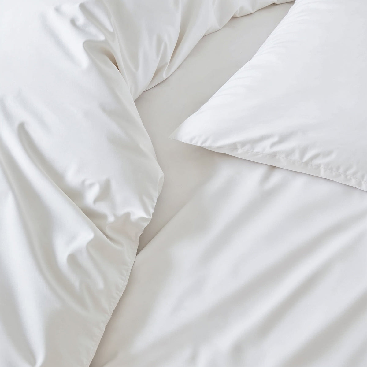 Luxe Australian Sateen Bedding Bundle - Italic Hotel-Grade Cotton