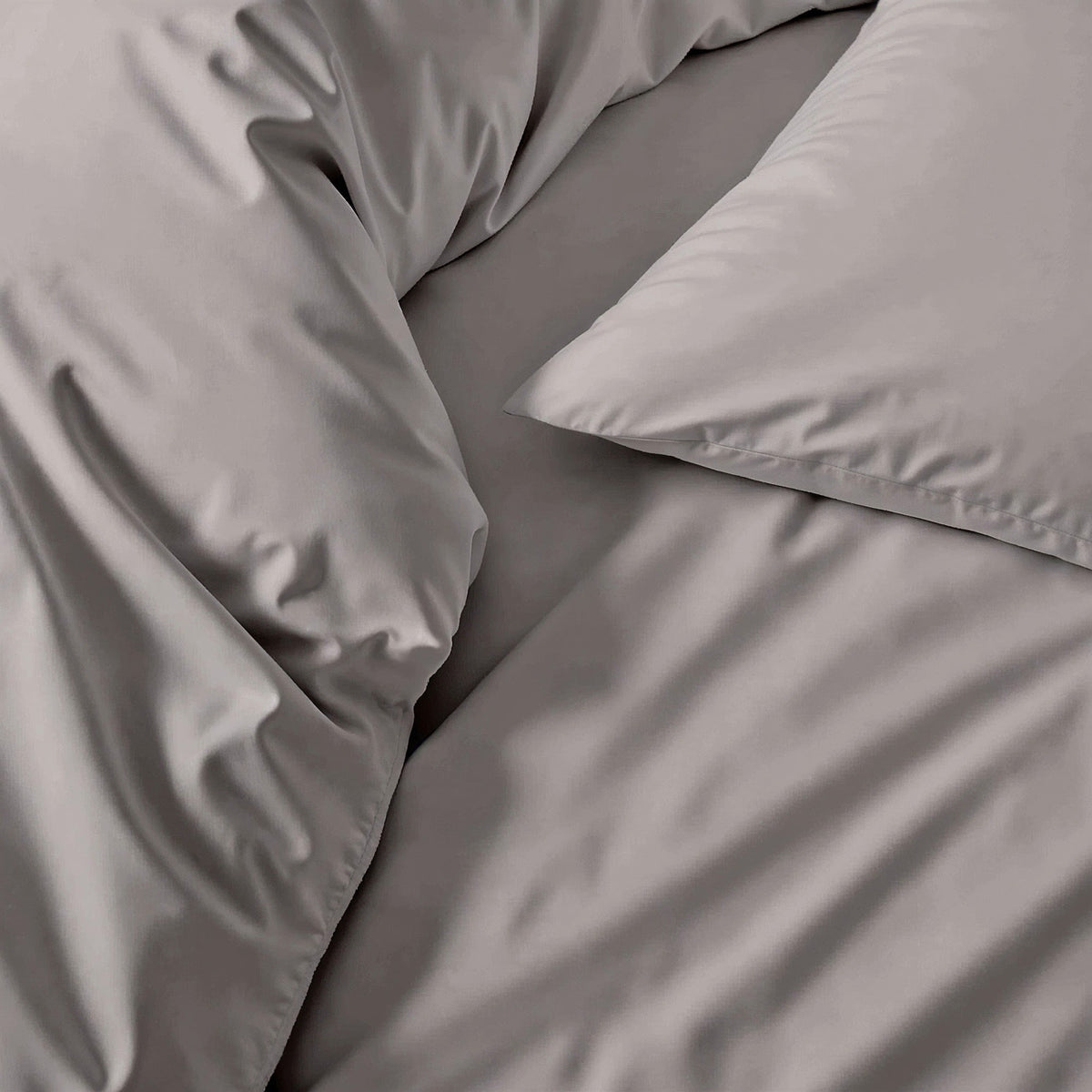 Luxe Australian Sateen Bedding Bundle - Italic Hotel-Grade Cotton